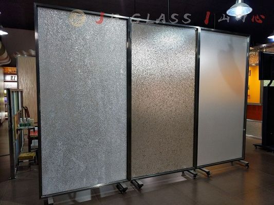 La struttura solida ha glassato i mattoni traslucidi del blocchetto di vetro di 6mm