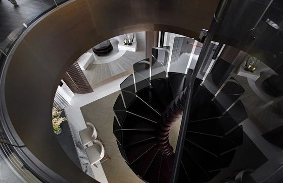 Vetro laminato colorato elicoidale
