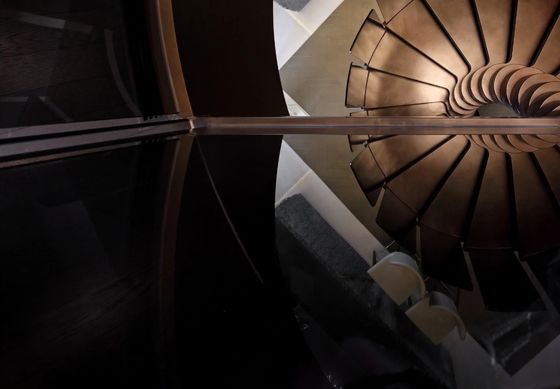 Vetro laminato colorato elicoidale