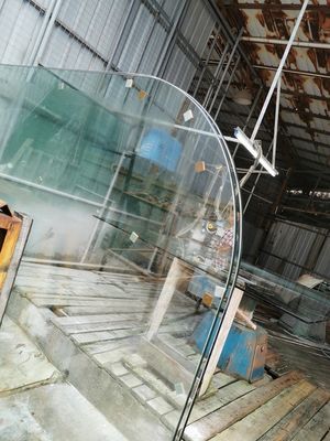 La finestra 12mm incolore del balcone riscalda il vetro laminato rinforzato