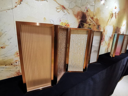 SGCC variopinto temperato 5.5mm ha fuso i pannelli di parete di vetro